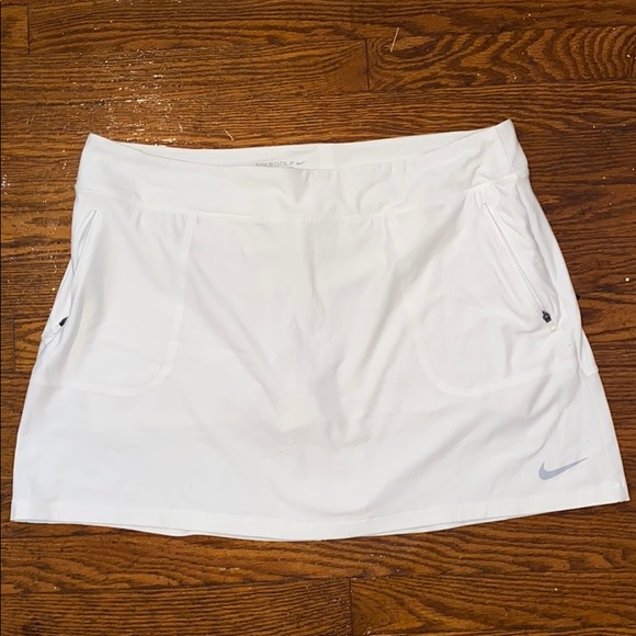 White Nike Skirt - Picture 1 of 3